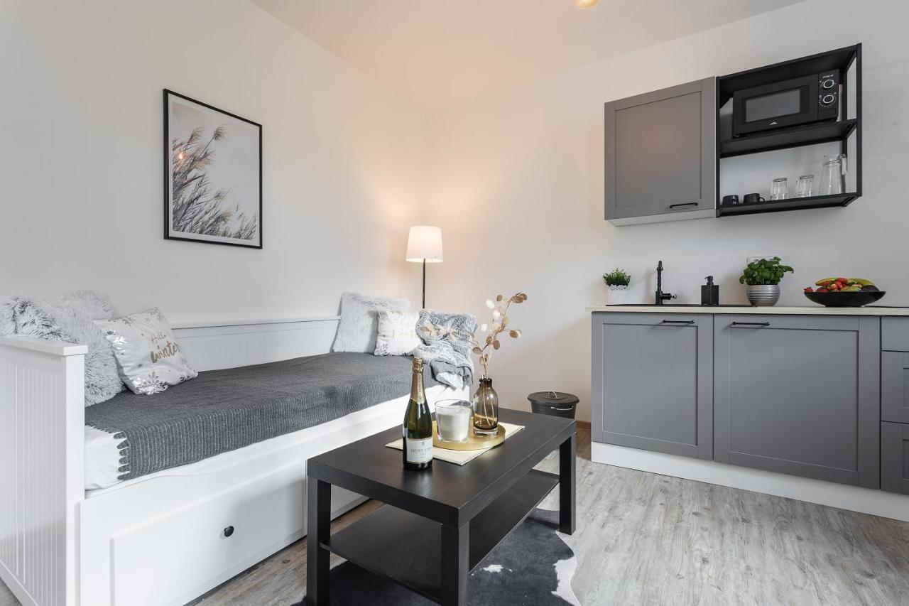 Vlevo Dole Koko Apartment โรกีนีซ นัด ยีเซอโร ภายนอก รูปภาพ