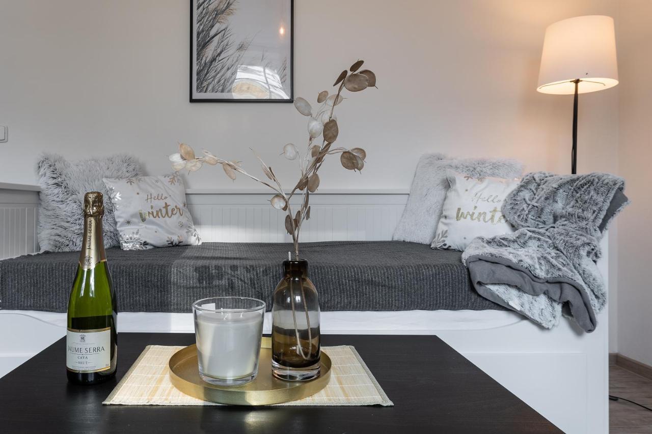 Vlevo Dole Koko Apartment โรกีนีซ นัด ยีเซอโร ภายนอก รูปภาพ